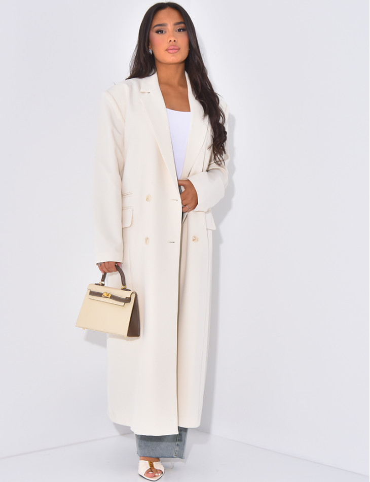 Oversized and long blazer with slit pockets