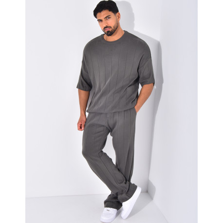 T-shirt and pants set